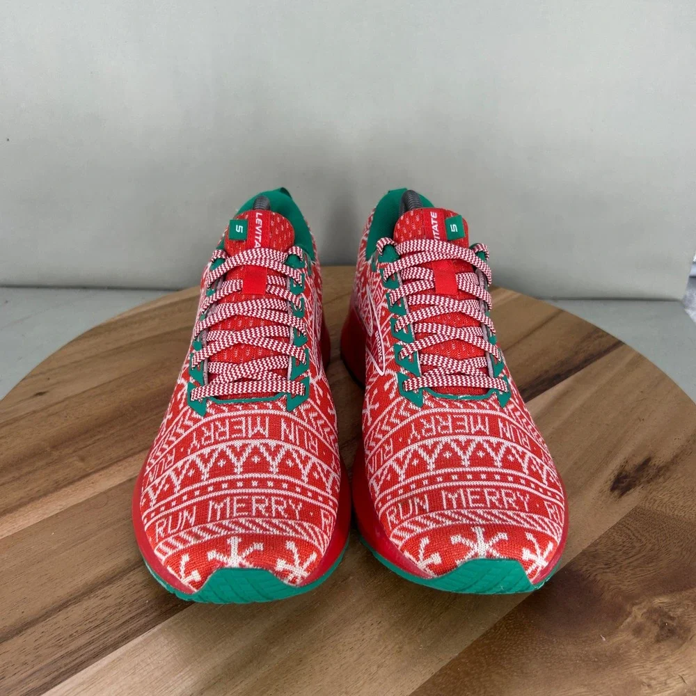 Brooks excellent used